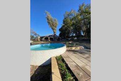 Villa Lujosa Casona campestre con jardín y piscina