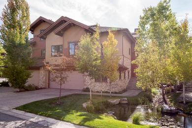 Holiday home Angani Way Townhome 102 -Beautiful Space With Elkhorn Amenities & Garage