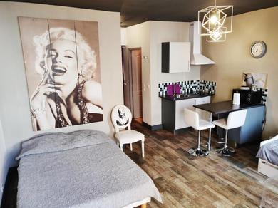 Monroe's studio at the heart of Cannes and beaches