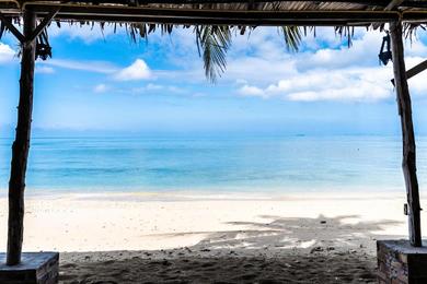 Isara Lanta Beach Resort