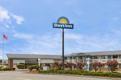 Отель Days Inn by Wyndham Auburn
