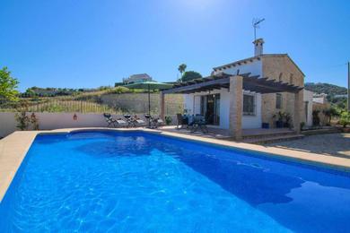 Chalet Chalet con piscina privada en Calpe - Terrasala