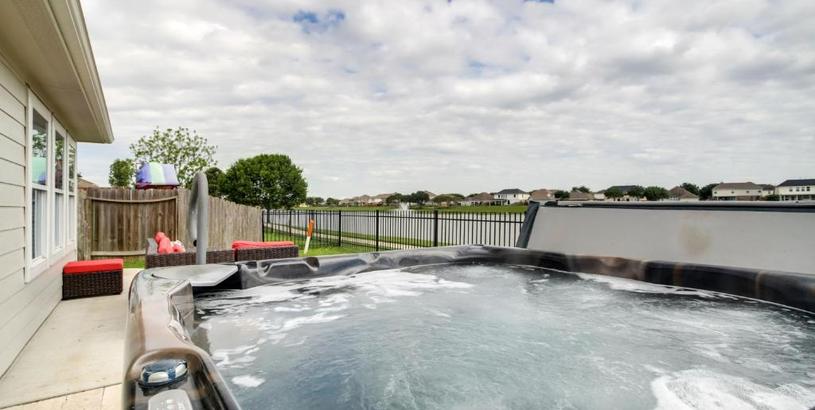 Holiday home Waterfront Texas Vacation Rental - Private Hot Tub