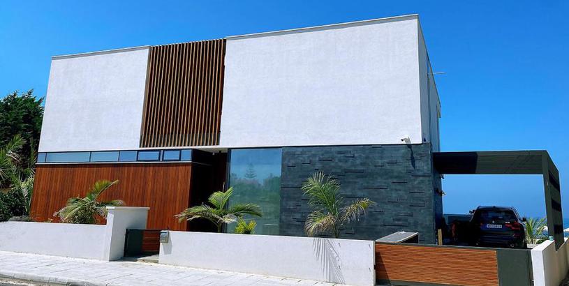 Вилла Faros Beach Front Residences No.1,