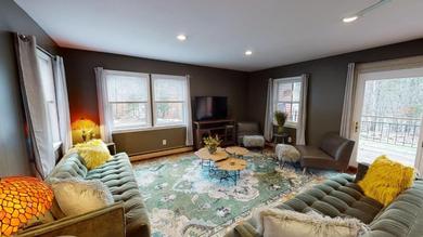  Winter Lore - 4 Bedroom-Newly Remodeled - Minutes to Killington and Pico Mountain