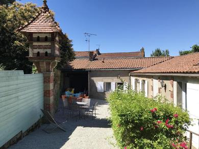 Apartments Studio avec piscine partagee jacuzzi et jardin clos a La Gaubretiere