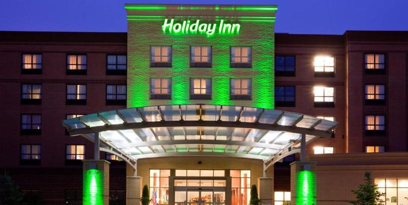 Отель Holiday Inn Madison at The American Center, an IHG Hotel
