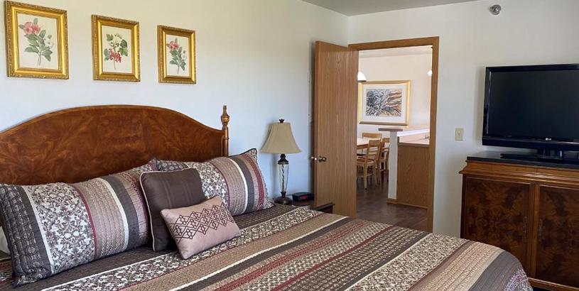 Hotel Nauvoo Vacation Condos and Villas