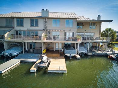 Holiday home Lake LBJ Waterfront Townhouse with Boat & Jet Ski Lift