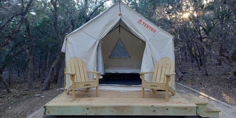 Luxury tent Tentrr State Park Site - Texas Guadalupe River State Park - Site B - Single Camp