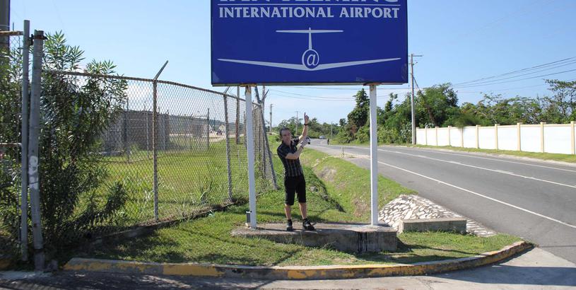 Ian Fleming International Airport (OCJ), Боскобель, Ямайка