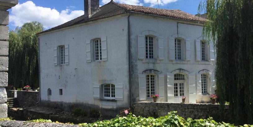 Гостевой дом La Maison Du Pont