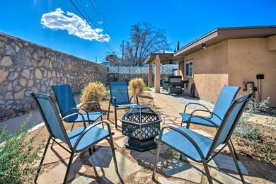 Дом отдыха Modern El Paso Home with Backyard and Fire Pit!