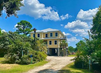 Holiday home Blue Heron - 6 Bedroom house on the Georgia Coast, marsh front, relax in nature and comfort