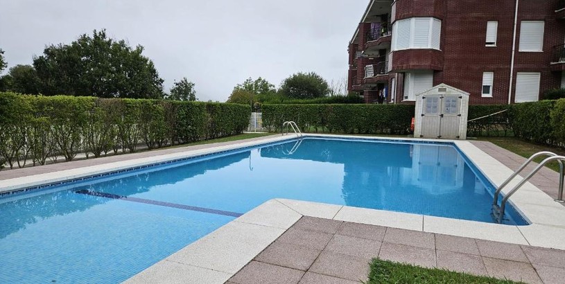 Hotel C03A02 Apartamento con piscina y garaje