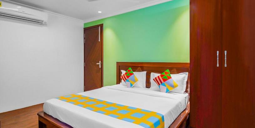 Hotel OYO Exotic Stay Gangaram Hospital Near Gurudwara Shri Bangla Sahib