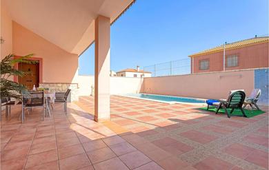 Holiday home Amazing home in Humilladero with WiFi, Outdoor swimming pool and 1 Bedrooms