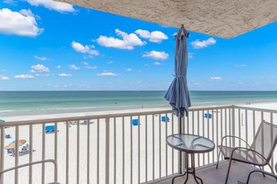 Апартаменты Gulf Shores 307, 2 BRs, Beach Front, Heated Pool, WiFi, Sleep 6