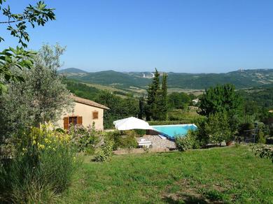 Дом отдыха Lovely Holiday Home in Sasso Pisano with Swimming Pool