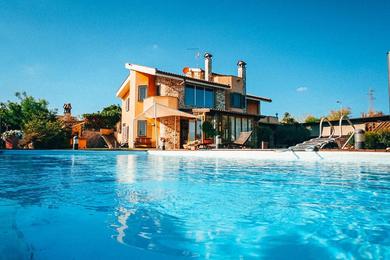 Отель [Luxury Villa with Pool] Marco Simone Golf Ryder Cup View