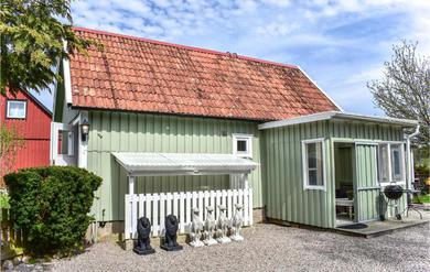 Holiday home Amazing home in Hssleholm with 1 Bedrooms, Jacuzzi and WiFi