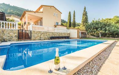 Holiday home Nice home in Castellon de la Plana with WiFi, Private swimming pool and Outdoor swimming pool