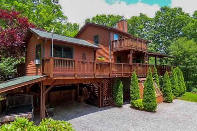 Holiday home Smoky Mountains Escape - Cabin with Hot Tub and Views