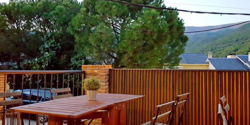 Apartments Apartment with one bedroom in La Adrada with wonderful mountain view and furnished terrace