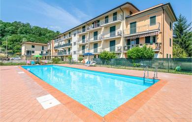 Апартаменты Beautiful apartment in Arpiola-Pianturcano with Outdoor swimming pool and WiFi