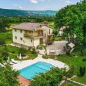  Beautiful home in Grubine with Outdoor swimming pool, WiFi and 6 Bedrooms