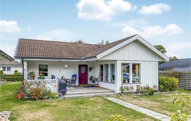 Holiday home Amazing home in Skummeslvsstrand with 3 Bedrooms and WiFi