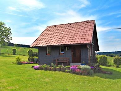 Дом отдыха Snug Holiday Home in Altenfeld with Private Terrace