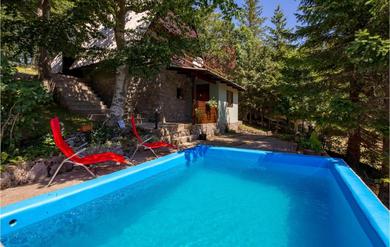Holiday home Nice home in Cavle with 2 Bedrooms, WiFi and Outdoor swimming pool