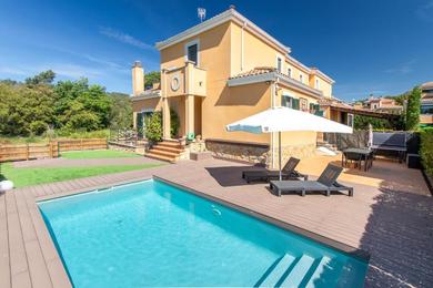 Villa Casa con piscina privada a 5 minutos de Girona