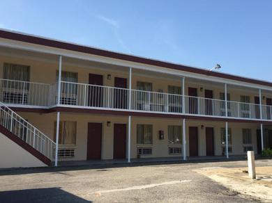 Motel Fort Eustis Inn
