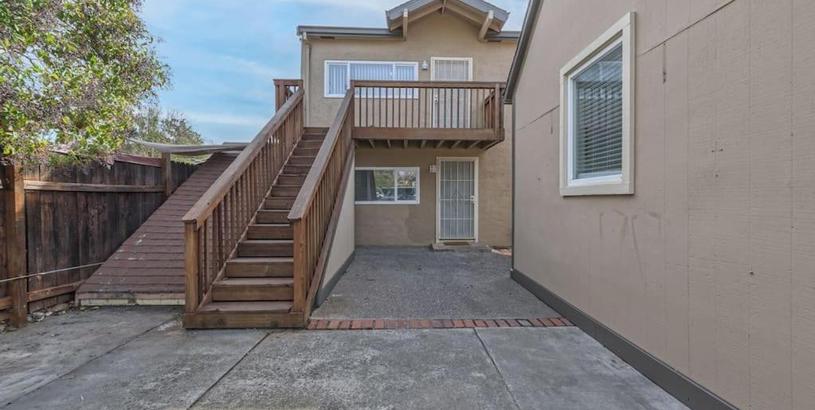 Дом отдыха 1 BR 1BA unit in the heart of downtown Livermore CA