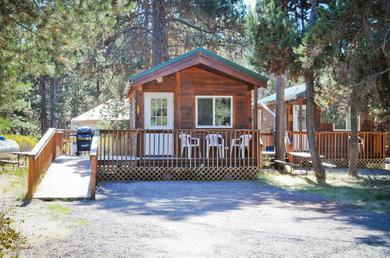 Гостевой дом Bend-Sunriver Camping Resort Studio Cabin 8