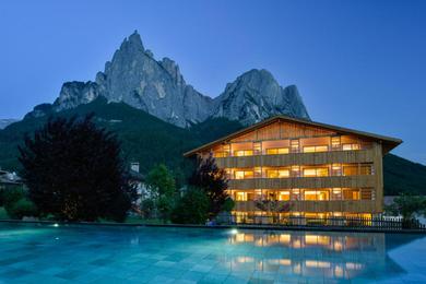 Отель Artnatur Dolomites Hotel & Spa