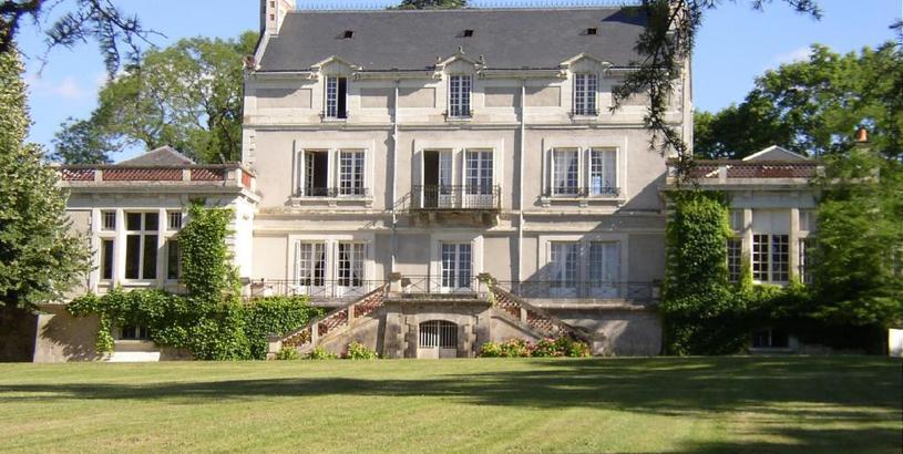Апартаменты Appartement du Château du Grand Bouchet