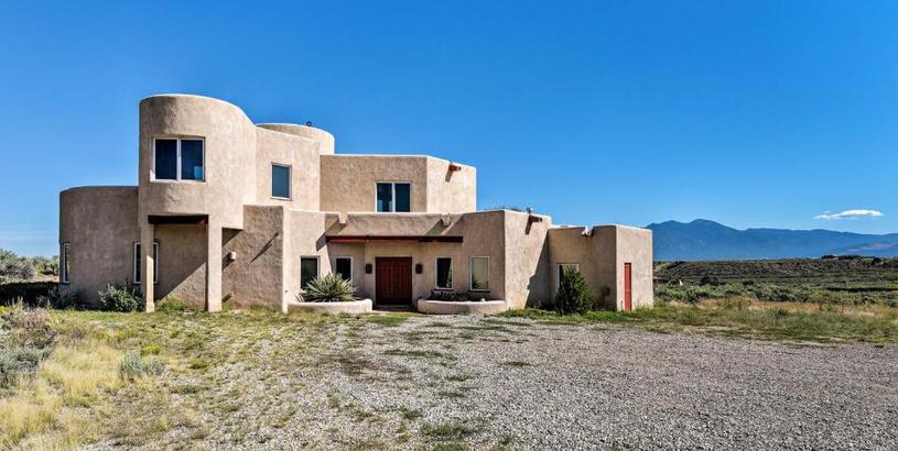 Holiday home Rancho de Taos House with Balcony and Panoramic Views!