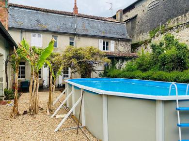 Дом отдыха Cosy Cottage with pool in the countryside France