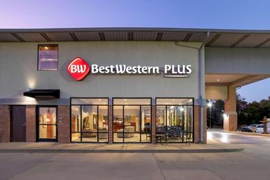 Hotel Best Western Plus Two Rivers Hotel & Suites
