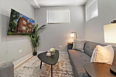 Апартаменты 2BR Andersonville Apt near Local Cafes and Stores! - Magnolia G
