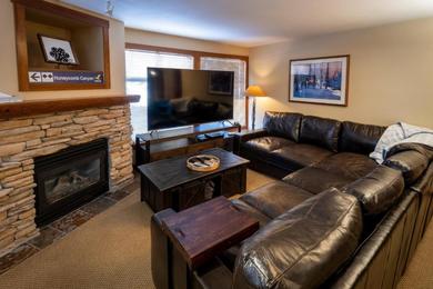 Apartments 3205 - Two Bedroom Standard Powderhorn Lodge condo