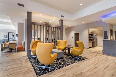 Отель Comfort Suites Grandview - Kansas City