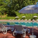 Отель Location mobil-home,ile de France,avec piscine,havre de paix au coeur d' une forêt
