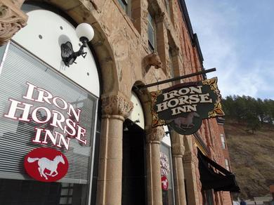 Отель Historic Iron Horse Inn - Deadwood
