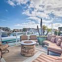 Дом отдыха Luxurious Channel Islands Harbor Home with Boat Dock