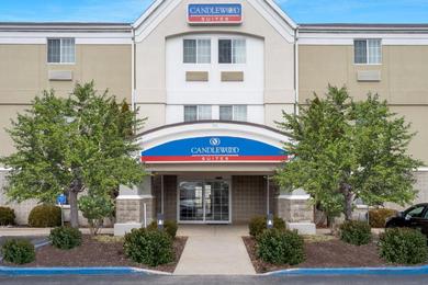 Hotel Candlewood Suites Elkhart, an IHG Hotel