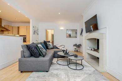 Apartments Earl's court 2 Bed Apartment Nevern Square 4